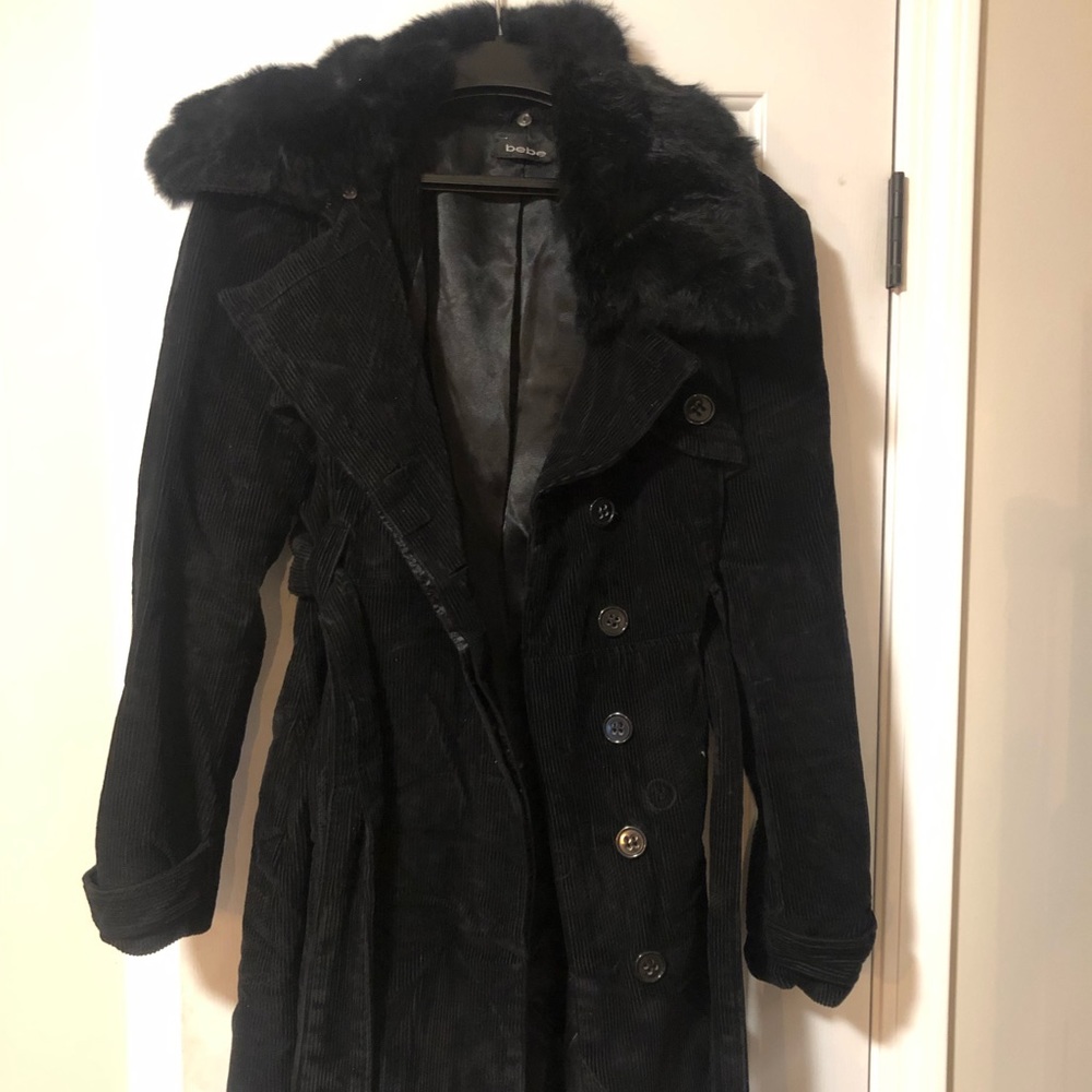 Ultra feminine trench